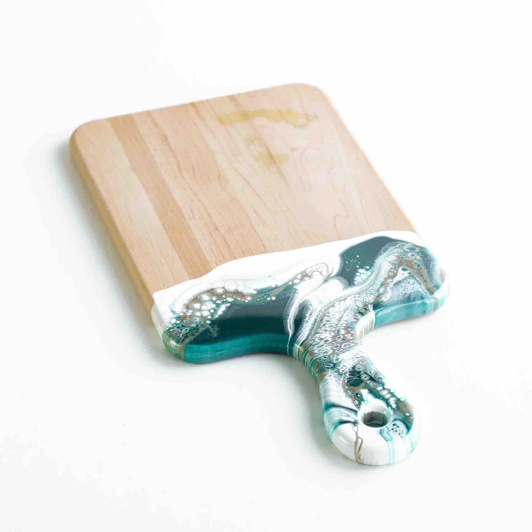 Lynn & Liana Cheeseboard with Dipped Handle | 8x16\" | Emerald