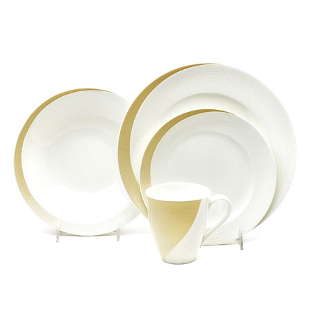 Mikasa Esprit Gold 4 piece Place Setting A9301-704 disc